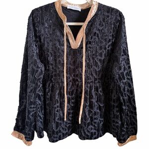 Impressions Black Textured Peplum Blouse w/ Champagne Trim - Size L (NWOT)